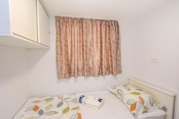 Foto van Camping Stacaravans Bella Vita - Vakantiehuis in Biograd na Moru - BedRoom