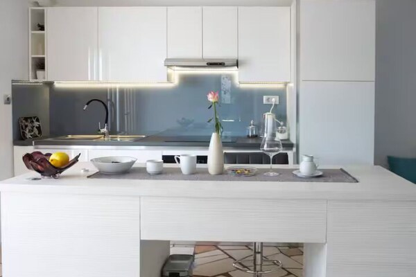 Foto van Blue Magic Apartment - Two Bedroom Apartment with Sea View and Terrace - Kitchen