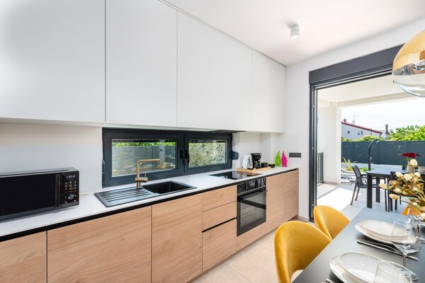 Foto van Vrijstaande vakantiewoning voor 6 personen - Vakantiehuis in Novigrad - Kitchen