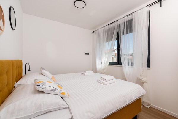 Foto van Vrijstaande vakantiewoning voor 6 personen - Vakantiehuis in Novigrad - BedRoom
