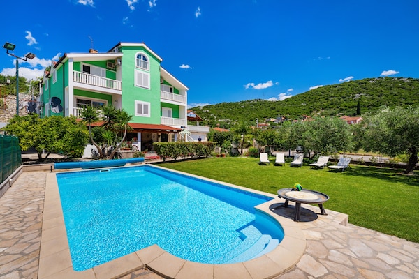 Foto van Charmant appartement vlakbij de zee, Silo - Vakantiehuis in Peracko Blato - PoolOfHouse