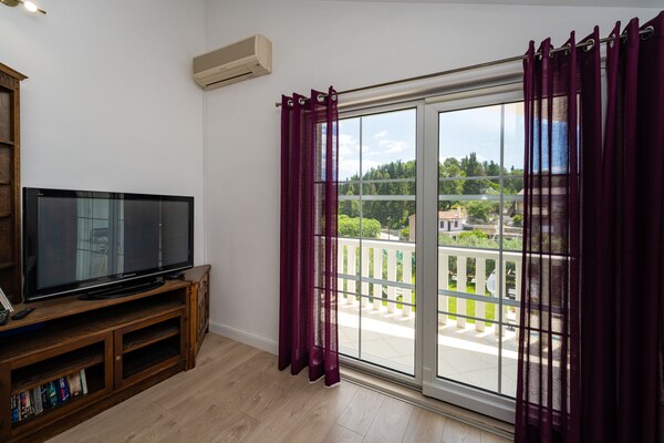 Foto van Charmant appartement vlakbij de zee, Silo - Vakantiehuis in Peracko Blato - LivingRoom