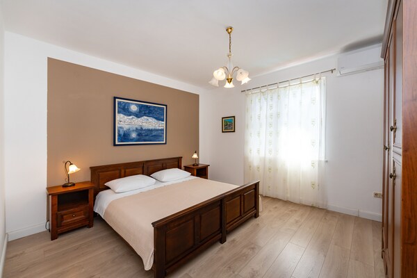 Foto van Charmant appartement vlakbij de zee, Silo - Vakantiehuis in Peracko Blato - BedRoom