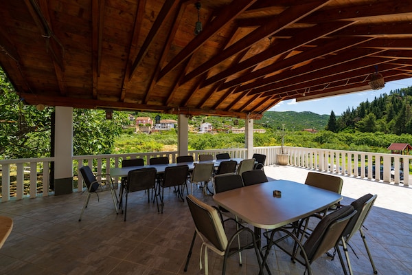 Foto van Charmant appartement vlakbij de zee, Silo - Vakantiehuis in Peracko Blato - TerraceBalcony