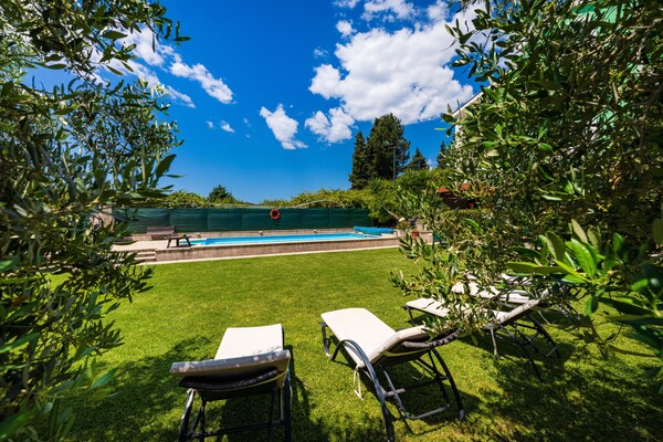 Foto van Charmant appartement vlakbij de zee, Silo - Vakantiehuis in Peracko Blato - GardenSummer