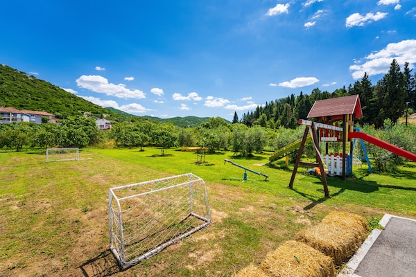 Foto van Charmant appartement vlakbij de zee, Silo - Vakantiehuis in Peracko Blato - ViewSummer