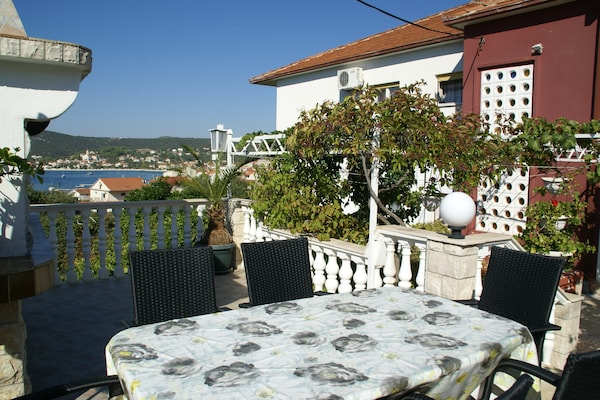Foto van Appartement in Vinisce 100m van zee - Vakantiehuis in Vinisce - TerraceBalcony