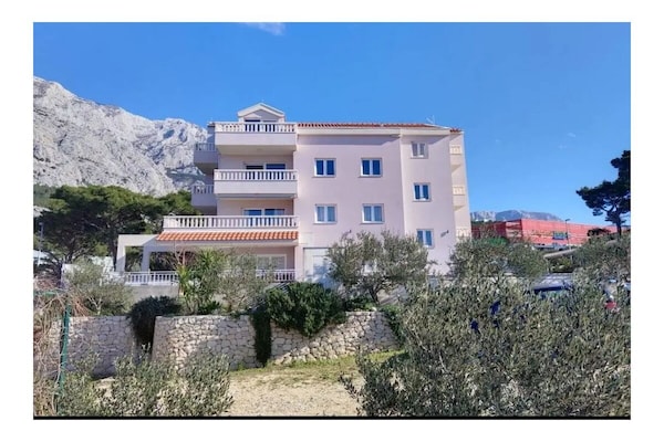 Foto van Villa Natasha met zwembad - Vakantiehuis in Makarska - Untagged