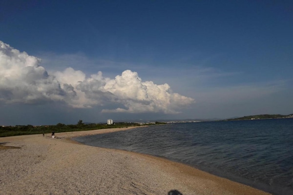 Foto van Studio in Tribunj bij Zee en Strand - Vakantiehuis in Tribunj - AreaSummer20KM