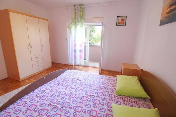 Foto van Appartement in Dinjiška aan het strand - Vakantiehuis in Dinjiška - BedRoom