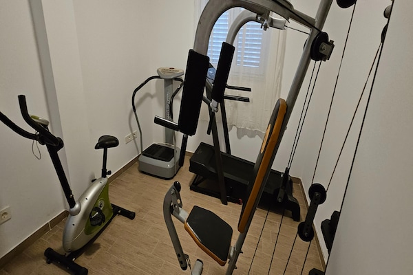 Foto van Appartement in Nevidane aan het strand - Vakantiehuis in Neviđane - gym