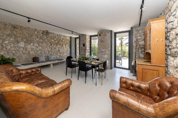 Foto van Modern vakantiehuis in Grizane met privézwembad - Vakantiehuis in Grizane - DiningRoom
