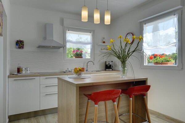 Foto van Villa in Marcana met zwembad en zeezicht - Vakantiehuis in MARČANA - Kitchen