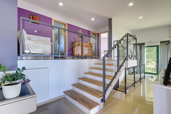 Foto van Villa in Rovinj met zwembad en jacuzzi - Vakantiehuis in Rovinjsko Selo - HallReception