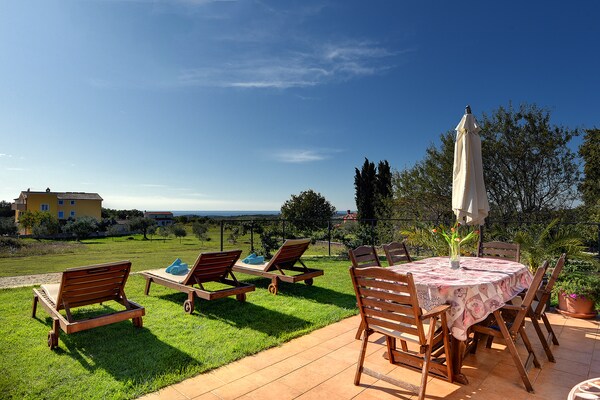 Foto van Villa in Rovinj met zwembad en jacuzzi - Vakantiehuis in Rovinjsko Selo - ViewSummer