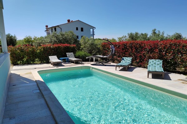 Foto van Villa with Pool and Sea View in Fazana - Horizont - Vakantiehuis in Fažana - PoolOfHouse
