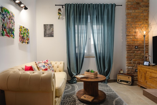 Foto van Appartement met gezellige slaapkamer - Vakantiehuis in Porec - LivingRoom
