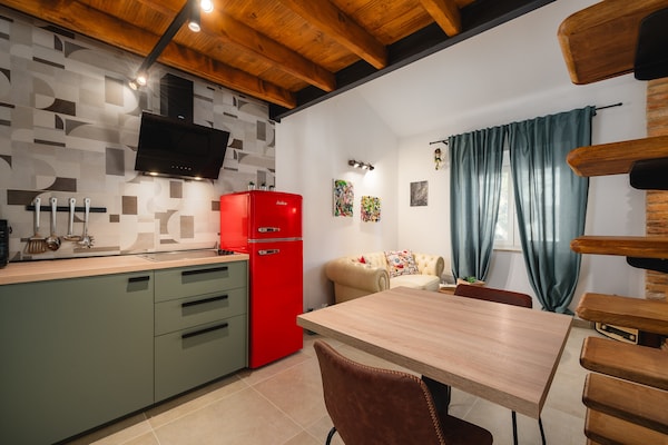 Foto van Appartement met gezellige slaapkamer - Vakantiehuis in Porec - Kitchen