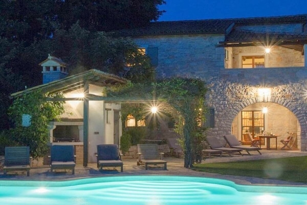 Foto van Casa Orah met zwembad - Comfortabele vakantiewoning - Untagged