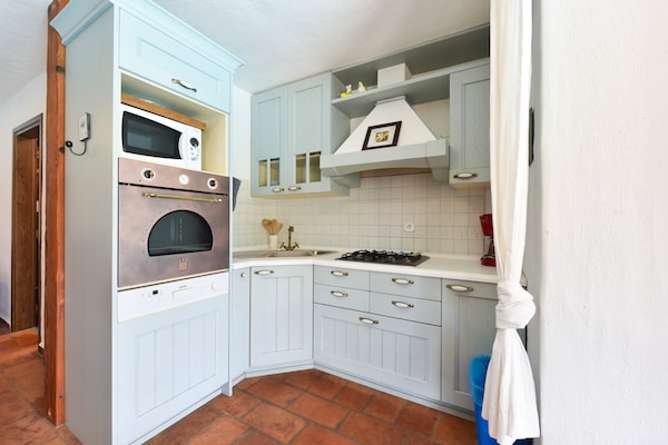 Foto van Villa met zwembad in Kaštelir voor 9 personen - Vakantiehuis in Kaštelir - Kitchen