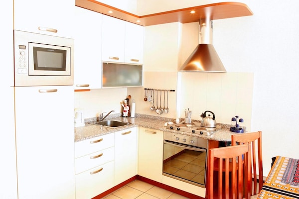 Foto van Appartement in Porlezza met uitzicht op de bergen - Vakantiehuis in Porlezza - Kitchen