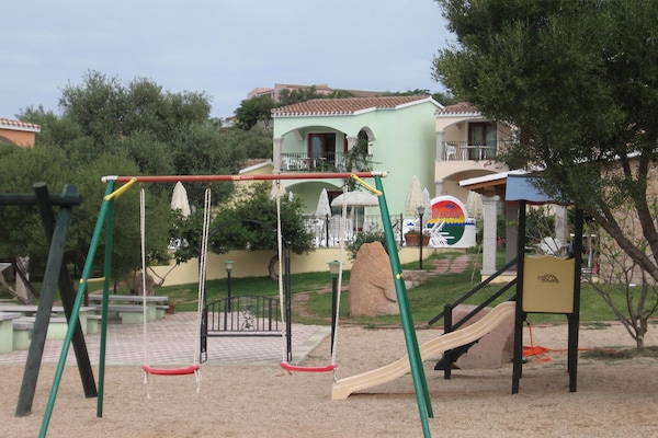 Foto van Appartement met zwembad in Badus Resort - Vakantiehuis in Badesi - ParkFacilities
