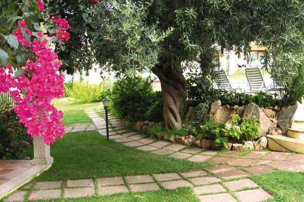Foto van Appartement met zwembad in Badus Resort - Vakantiehuis in Badesi - GardenSummer