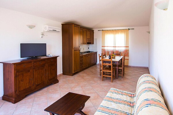 Foto van Appartement in Sos Alinos bij Cala Liberotto - Vakantiehuis in Loc. Alinos-Orosei (NU) - LivingRoom
