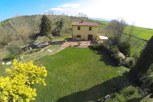 Foto van Ontsnappen in de heuvels van Rosignano - Vakantiehuis in Rosignano Marittimo - ViewSummer