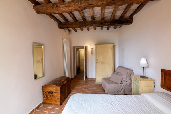 Foto van Appartement in Furlo met zoutwaterzwembad - Vakantiehuis in Acqualagna - BedRoom
