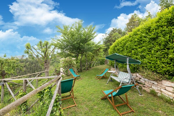 Foto van Appartement in Furlo met zoutwaterzwembad - Vakantiehuis in Acqualagna - GardenSummer