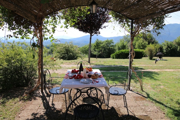 Foto van Boerderij in Casperia met zwembad & uitzicht - Vakantiehuis in Casperia - TerraceBalcony