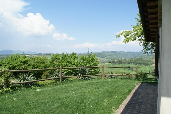Foto van Appartement in Montone met tuin en zwembad - Vakantiehuis in Montone - Umbertide (pg) - AreaSummer1KM