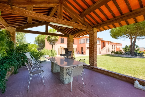 Foto van Appartement bij Meer van Trasimeno - Vakantiehuis in Castiglione del Lago - TerraceBalcony