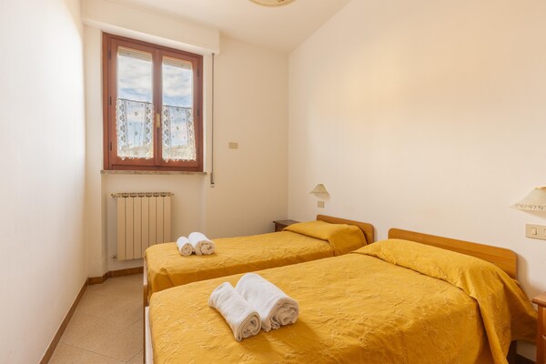 Foto van Ruim appartement aan het meer - Vakantiehuis in Tuoro sul Trasimeno - BedRoom