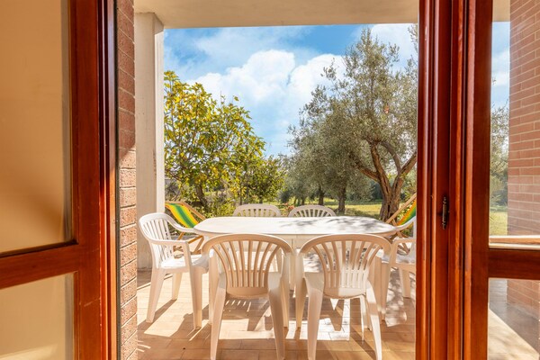 Foto van Ruim appartement aan het meer - Vakantiehuis in Tuoro sul Trasimeno - TerraceBalcony