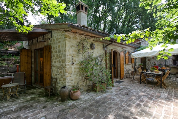 Foto van Vakantiehuis in Assisi met verwarmd zwembad - Vakantiehuis in Assisi - ExteriorSummer