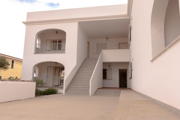 Foto van Le Residence del Golfo Orosei - Vakantiehuis in Orosei (NU) - ExteriorSummer