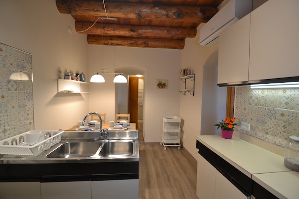 Foto van Familieverblijf aan de Franse Rivièra - Vakantiehuis in Ventimiglia - Kitchen