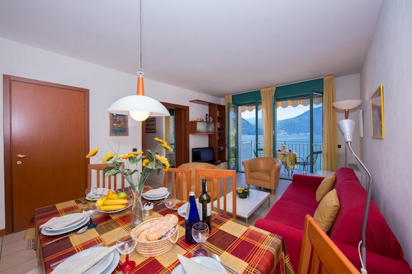 Foto van Appartement met uitzicht op het meer van Lugano. - Vakantiehuis in Porlezza - DiningRoom
