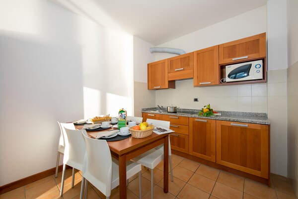 Foto van Appartement met uitzicht op het meer van Lugano. - Vakantiehuis in Porlezza - Kitchen