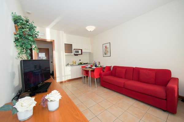 Foto van Appartement met uitzicht op het meer van Lugano. - Vakantiehuis in Porlezza - LivingRoom