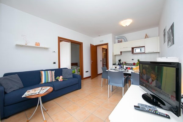 Foto van Appartement met uitzicht op het meer van Lugano. - Vakantiehuis in Porlezza - LivingRoom