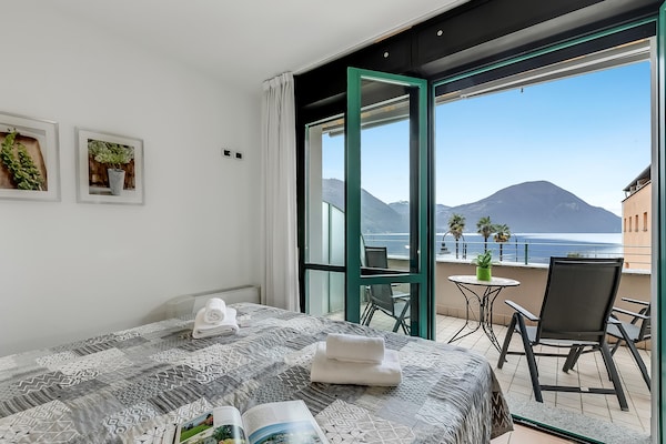 Foto van Appartement met uitzicht op het meer van Lugano. - Vakantiehuis in Porlezza - BedRoom