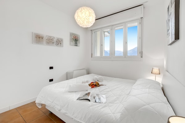 Foto van Appartement met uitzicht op het meer van Lugano. - Vakantiehuis in Porlezza - BedRoom
