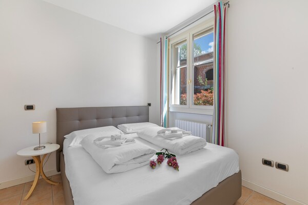 Foto van Appartement met uitzicht op het meer van Lugano. - Vakantiehuis in Porlezza - BedRoom