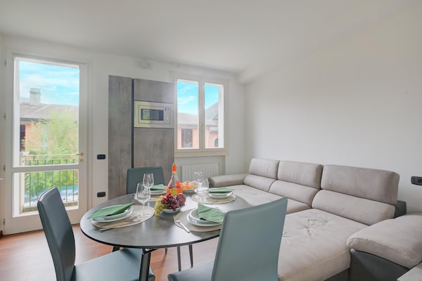 Foto van Appartement met uitzicht op het meer van Lugano. - Vakantiehuis in Porlezza - LivingRoom