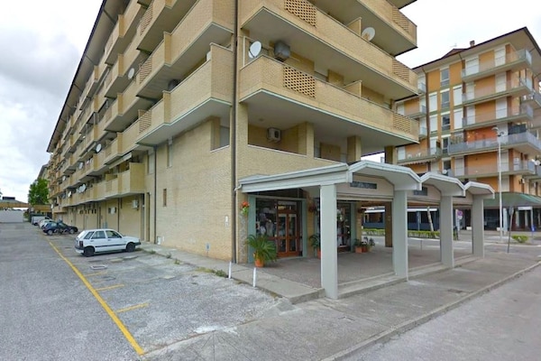 Foto van Appartement in Caorle bij Strand - Vakantiehuis in Caorle (VE) - ExteriorSummer
