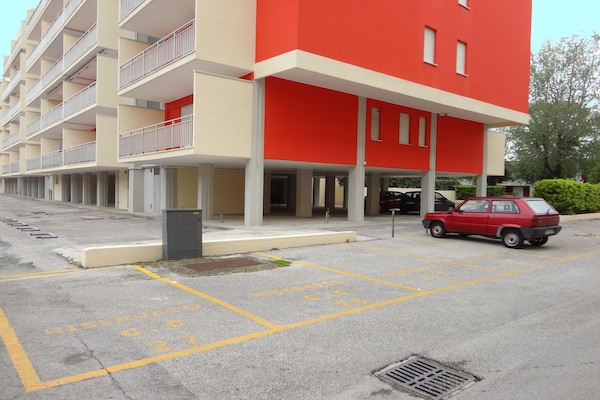 Foto van Appartement in VEN - Veneto/Venetië - Vakantiehuis in Porto Santa Margherita - Caorle - ExteriorSummer