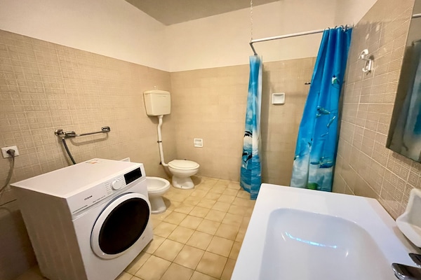 Foto van Appartement in VEN - Veneto/Venetië - Vakantiehuis in Porto Santa Margherita - Caorle - BathRoom